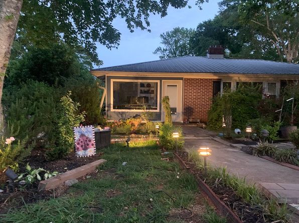 305 Belton Dr