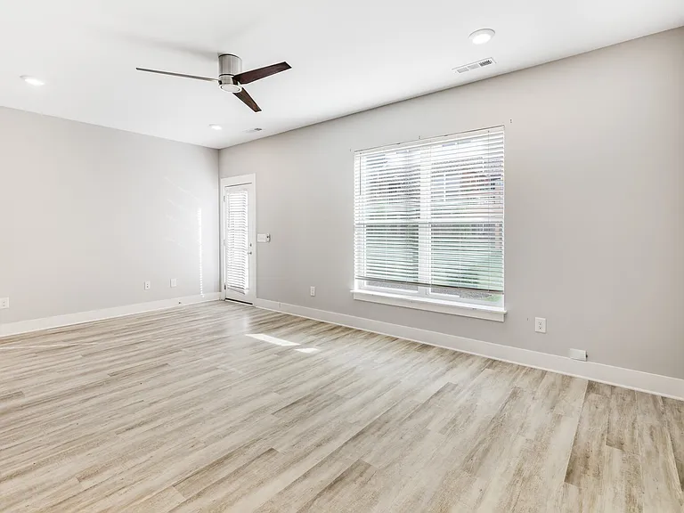 1311 Halter Park Dr — Photo 9