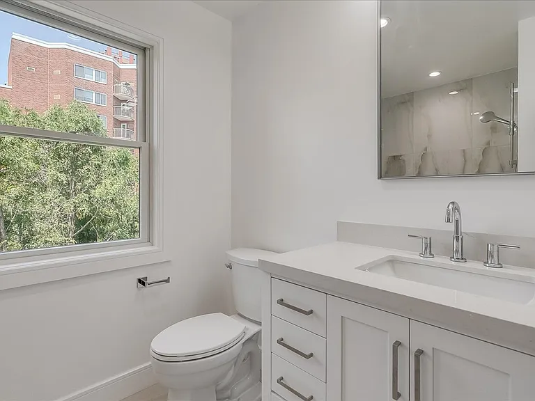 50 Walnut St #A — Photo 15
