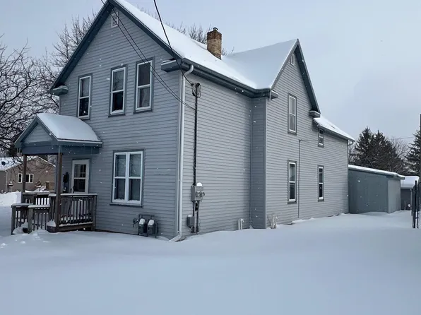 3105 Mero St, Manitowoc, WI 54220