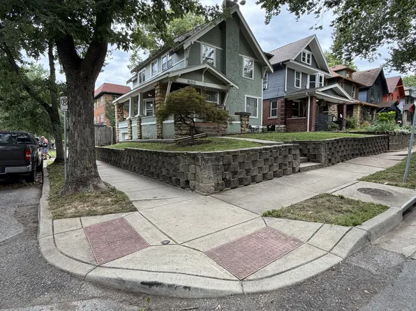 800 E 41st St, Kansas City, MO 64110