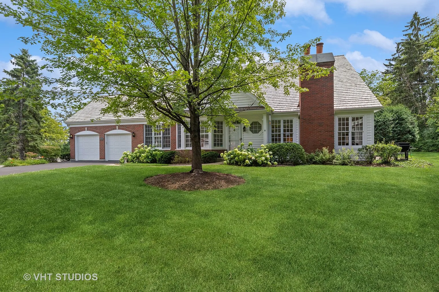 440 Woodward Ct photo 1