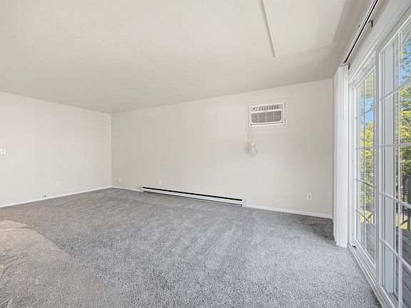 5th image of 1680 Tudor Dr