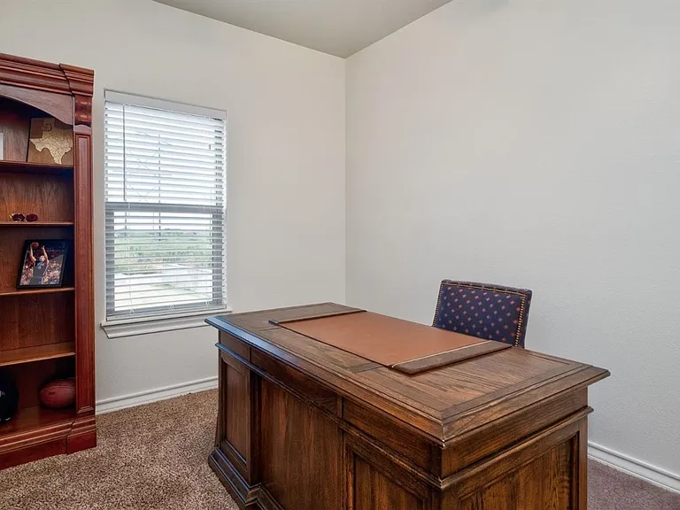 10408 Fulton Ave — Photo 11