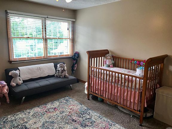 5th image of 612 Shearwood Forest Dr