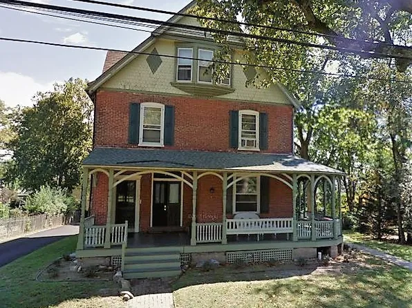 315 N Monroe St #2B, Media, PA 19063