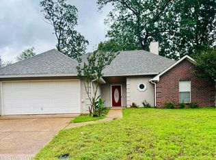 214 Cherrybark Ln, Brandon, MS 39047