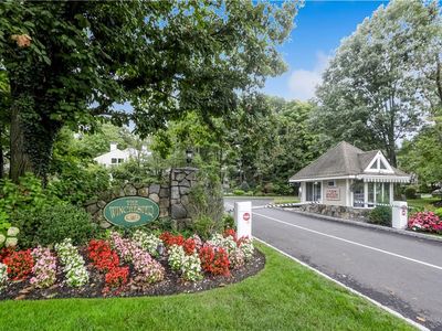 13 Roundtop, Yonkers, NY, 10710