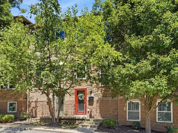 154 Sweetbriar Village Trl, Pittsburgh, PA 15211