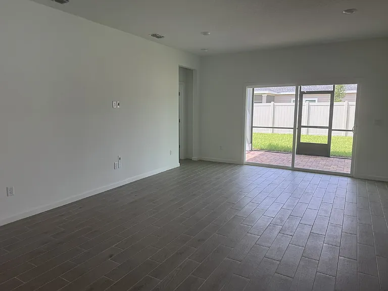 62 Kingsley Park Way St — Photo 6
