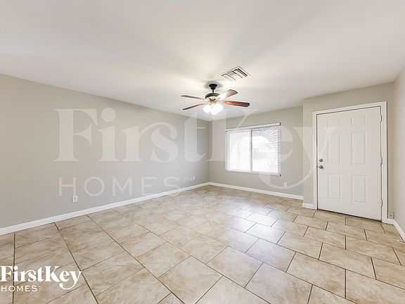 2nd image of 5314 W Altadena Ave