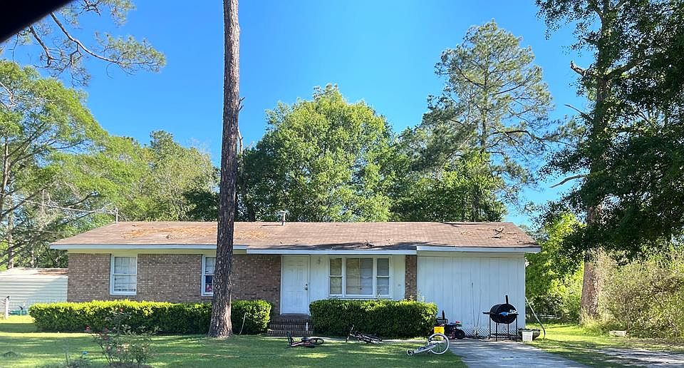 2nd image of 1230 Carter Ave