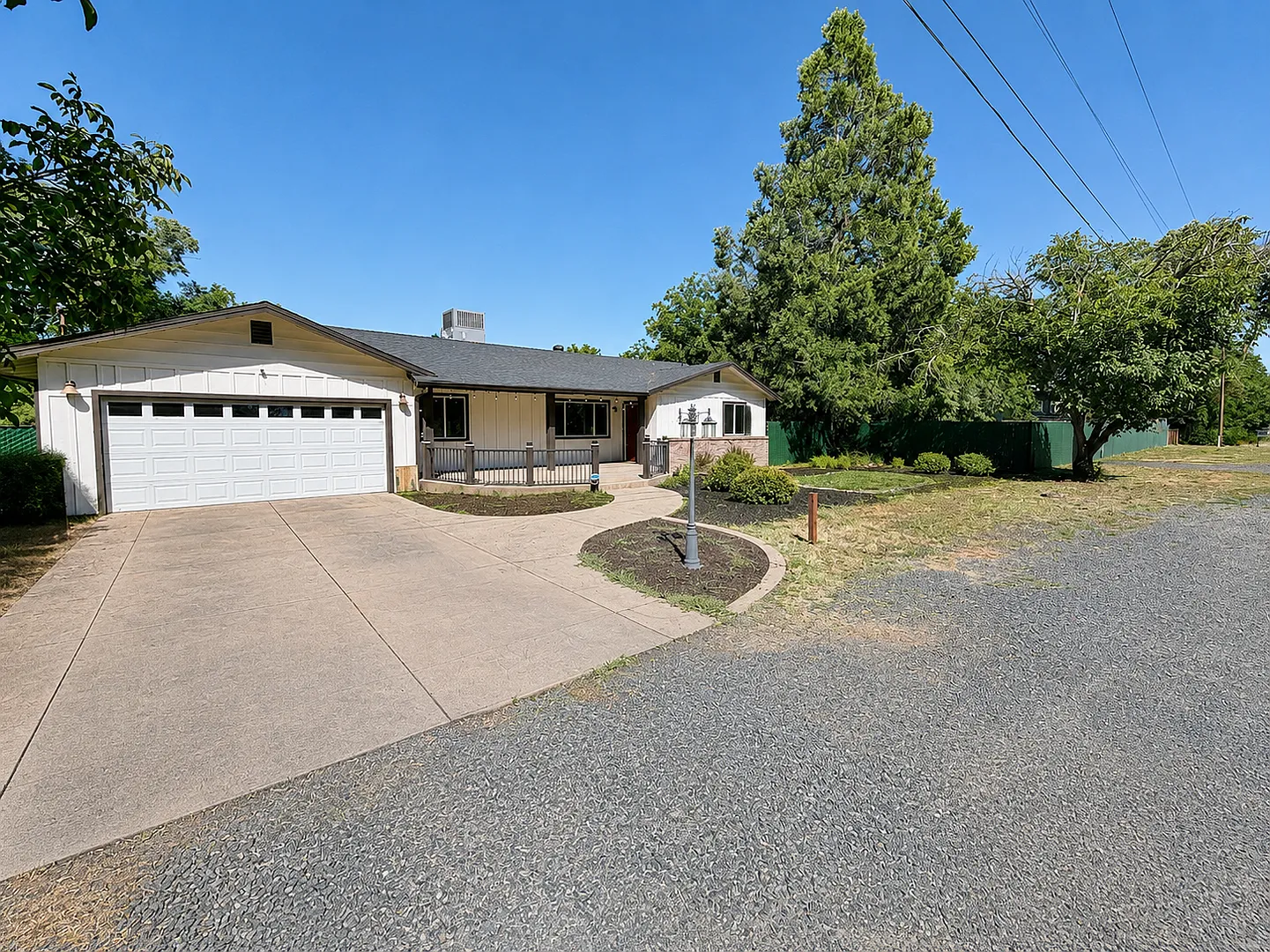 Private 3BR Home on Approx. 1 Acre | Huge Fenced Yard, Sunroom & 2-Car Garage — Photo 3