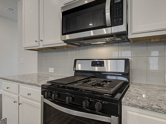 5th image of 3260 Westgate Park
