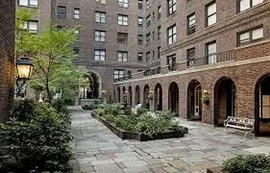 Rented by Metropolitan Property Group