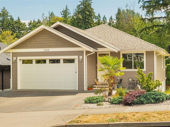 3rd image of 1608 Hosanna Way