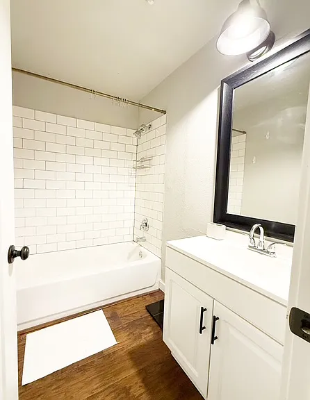 144 Broad St W — Photo 11