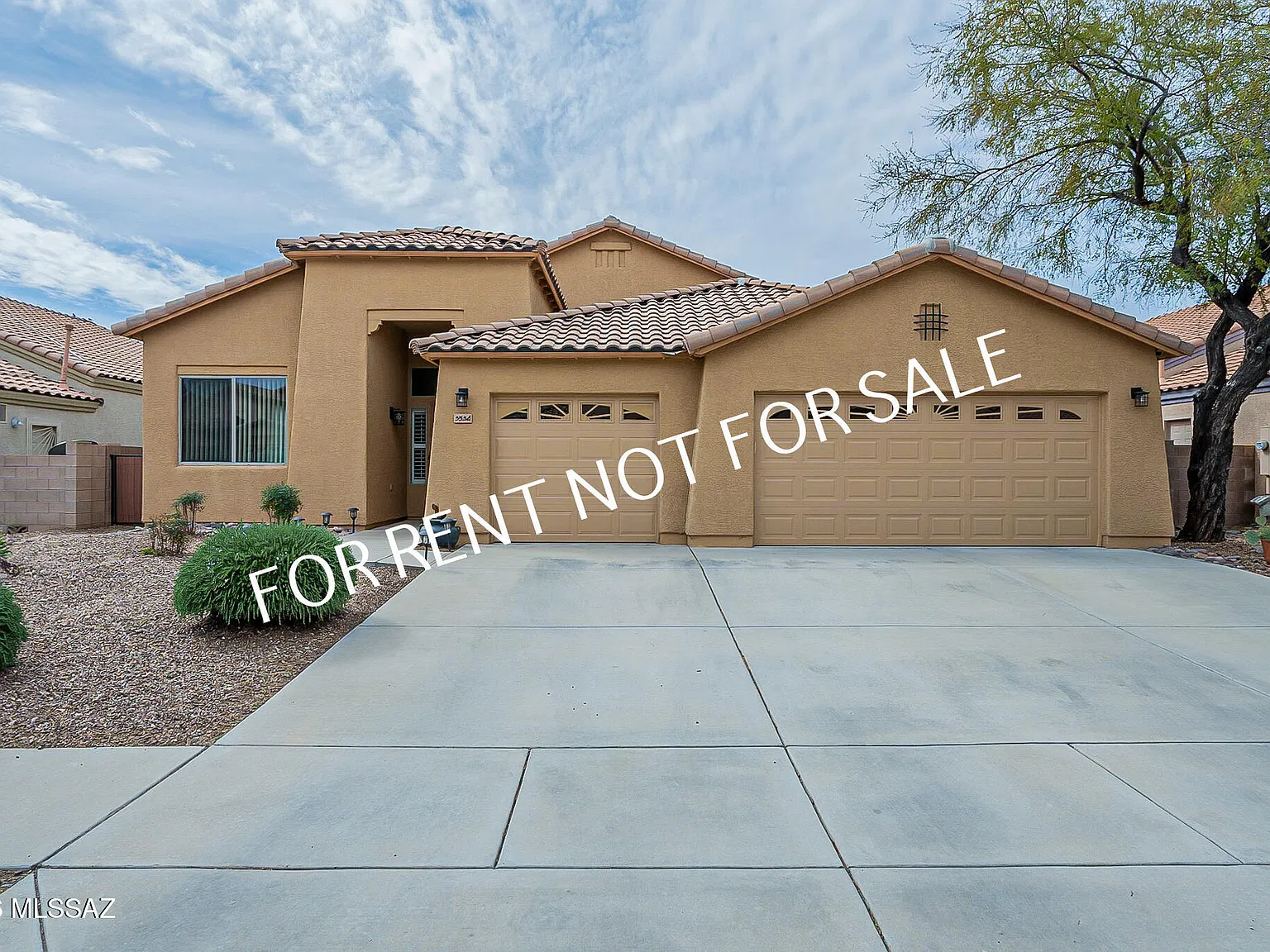 3 bed, 2.0 bath, 2086 sqft, $2,199 — Photo 1
