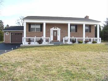 1st image of 101 Cardinal Glen Cir