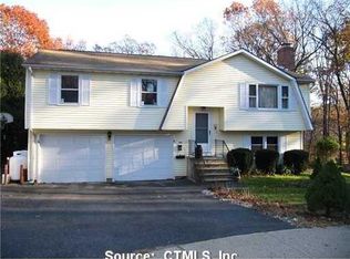 399 Ivy Dr, Bristol, CT 06010