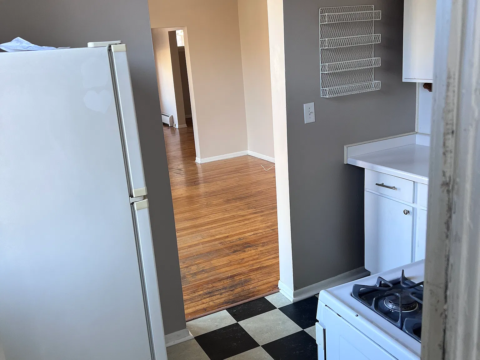 2 bed, 1100 sqft, $1,800 — Photo 3