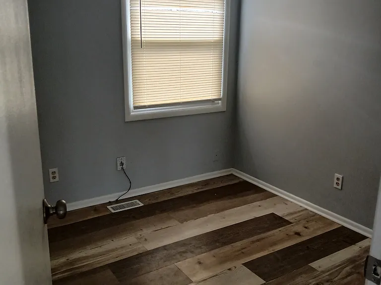 9901 Robsion Rd — Photo 10