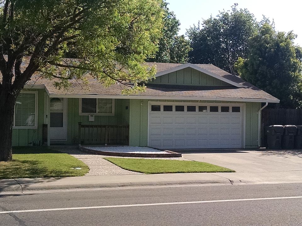 1st image of 204 El Dorado Dr