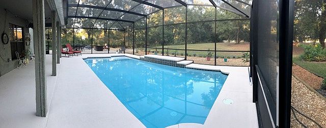 2nd image of 1500 Aldridge Ln