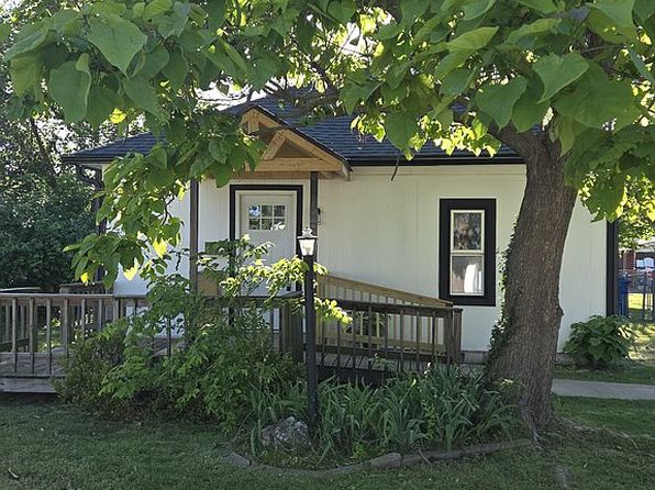 118 McConnell Ave