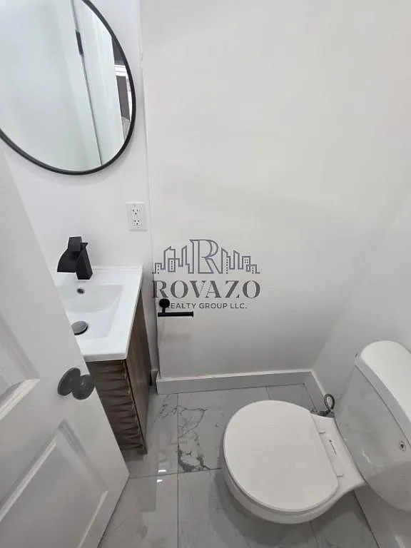 3 bed, 1.5 bath, $2,250 — Photo 4