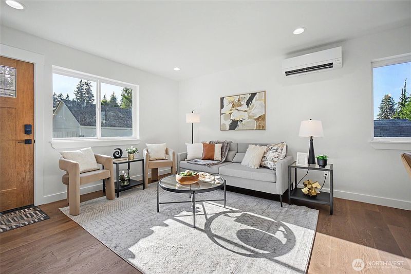 2nd image of 5610 Rockefeller Avenue #3