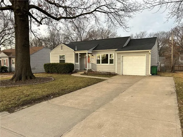 5520 Juniper Dr, Mission, KS 66205