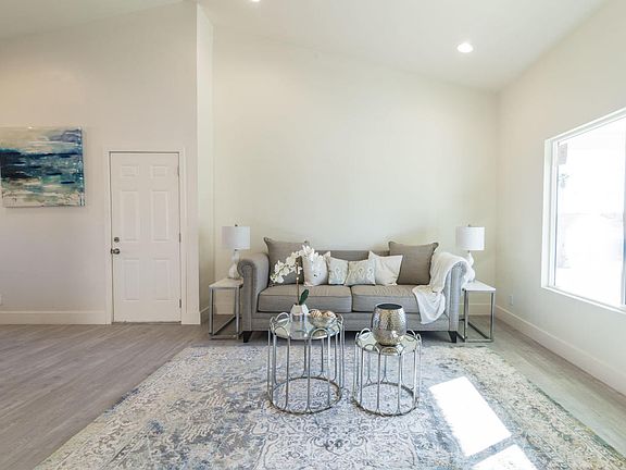 4th image of 5337 W Aster Dr