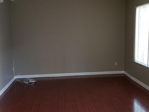 5th image of 18605 Clark St APT 10
