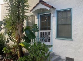 1040 N Sweetzer Ave #1/2, West Hollywood, CA 90069