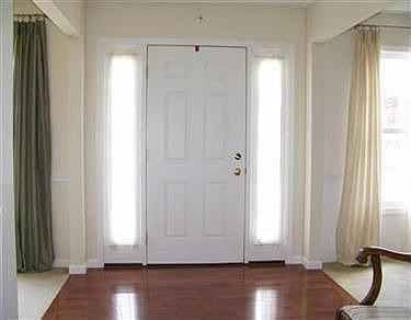 2nd image of 354 Lakeview Dr