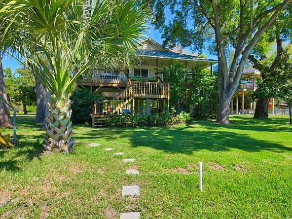 Exterior - Lake View