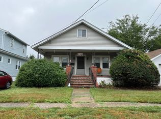 301 Walnut Ave, Oaklyn, NJ 08107