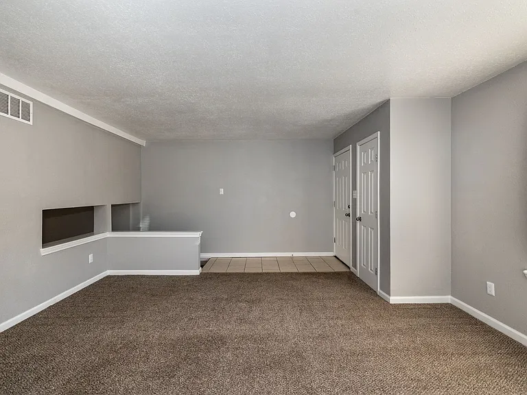 Cimarron Apartments — Photo 130