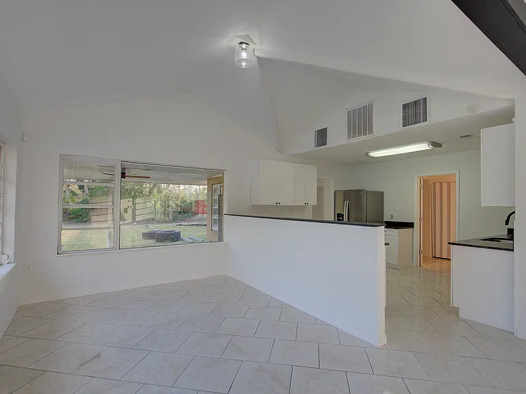 5907 Sheldon Rd — Photo 19