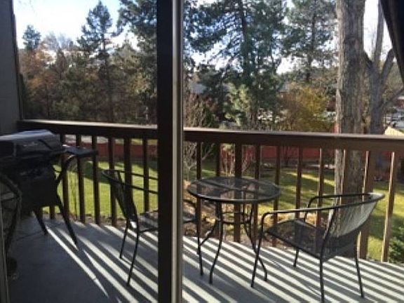 5th image of 2156 NW Thorncroft Dr APT 916