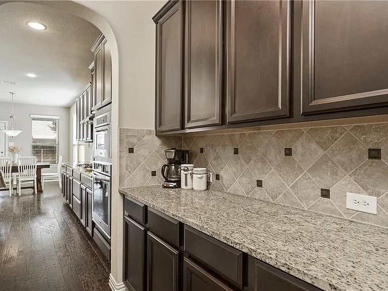 13050 Brook Ridge Dr — Photo 8