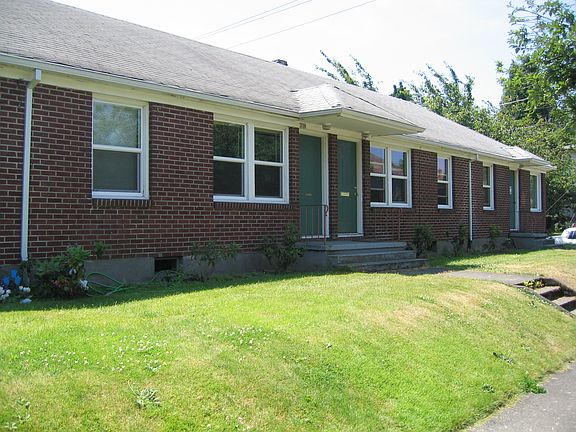 3rd image of 236 N Skidmore St #236