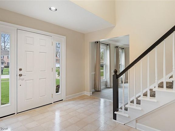 3rd image of 20724 Forestwood Dr