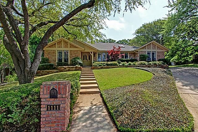 1st image of 1111 Loch Lomond Ct