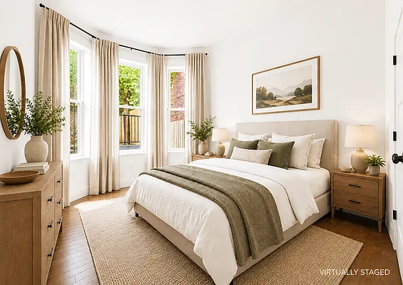 Bedroom, photo 1