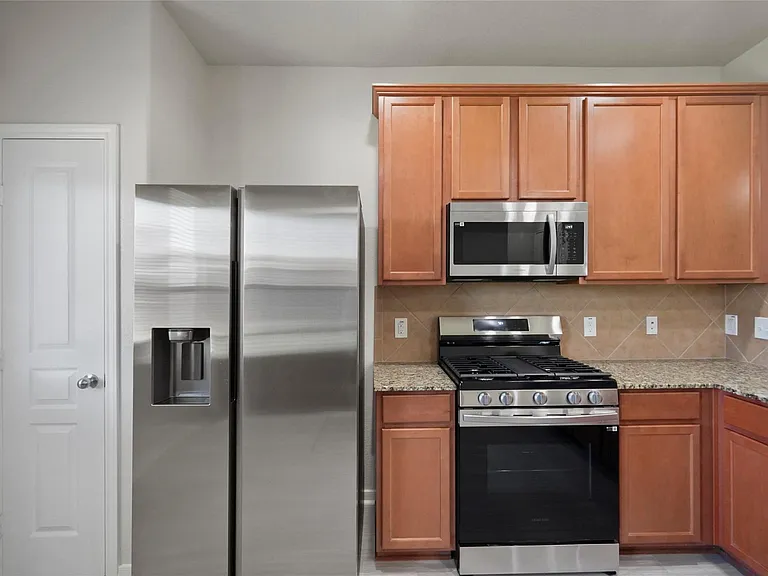 2719 Skyview Long Dr — Photo 13