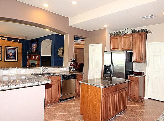 5th image of 8157 Black Ash Dr