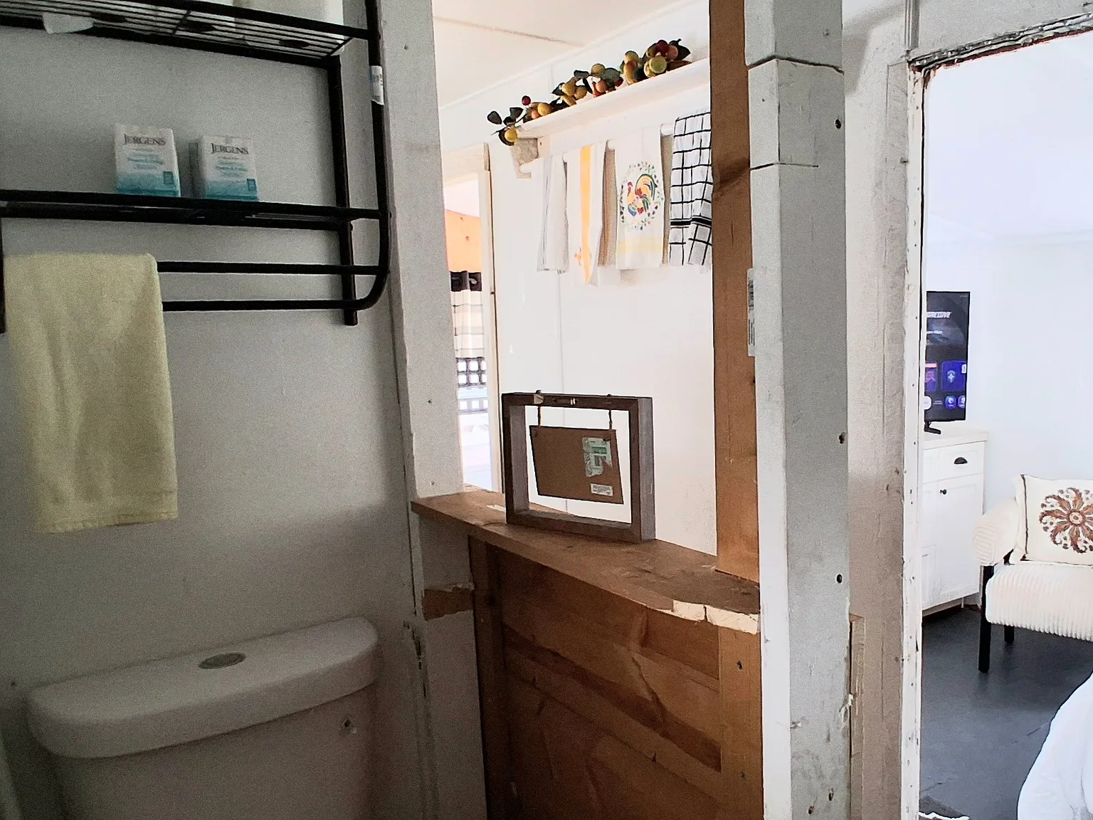 1731 Ixora Dr — Photo 2