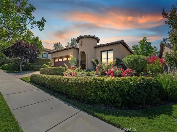 24271 Whitetail Dr, Corona, CA 92883